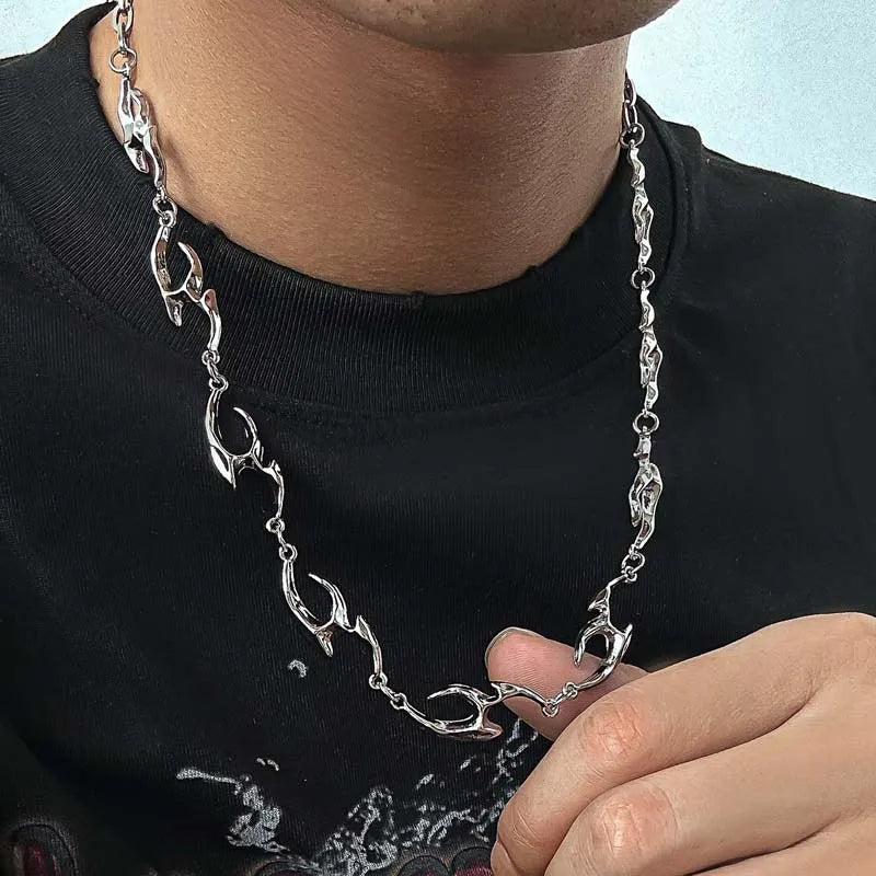 Banshee Link Necklace - h0neybear