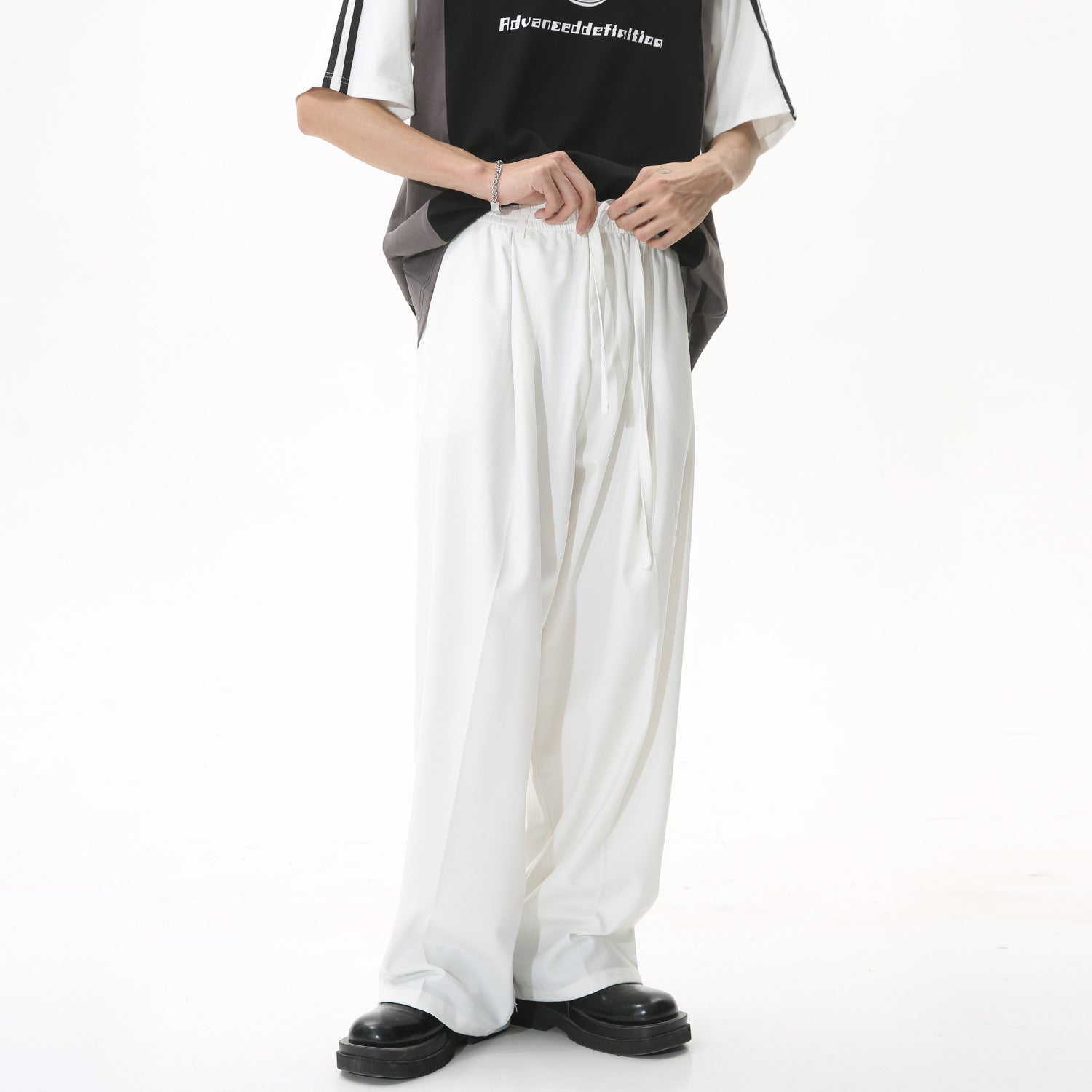 Classic Essentials Pants - h0neybear