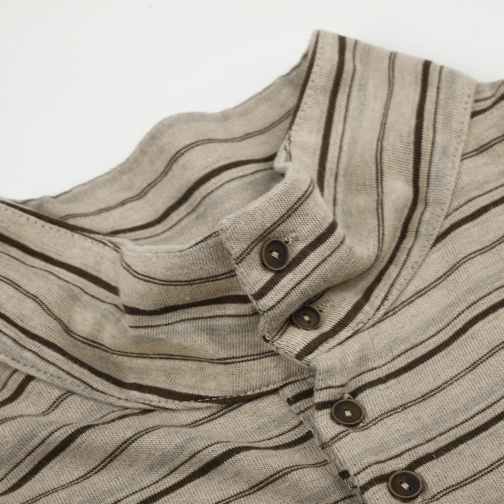 Vector Multi-Button Long Sleeve