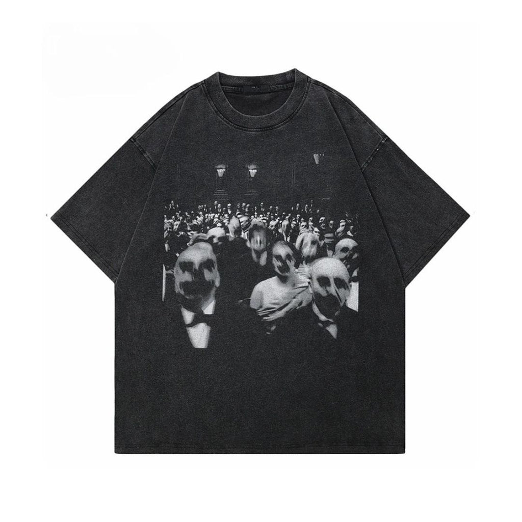 Lost in the Crowd T-shirt - h0neybear