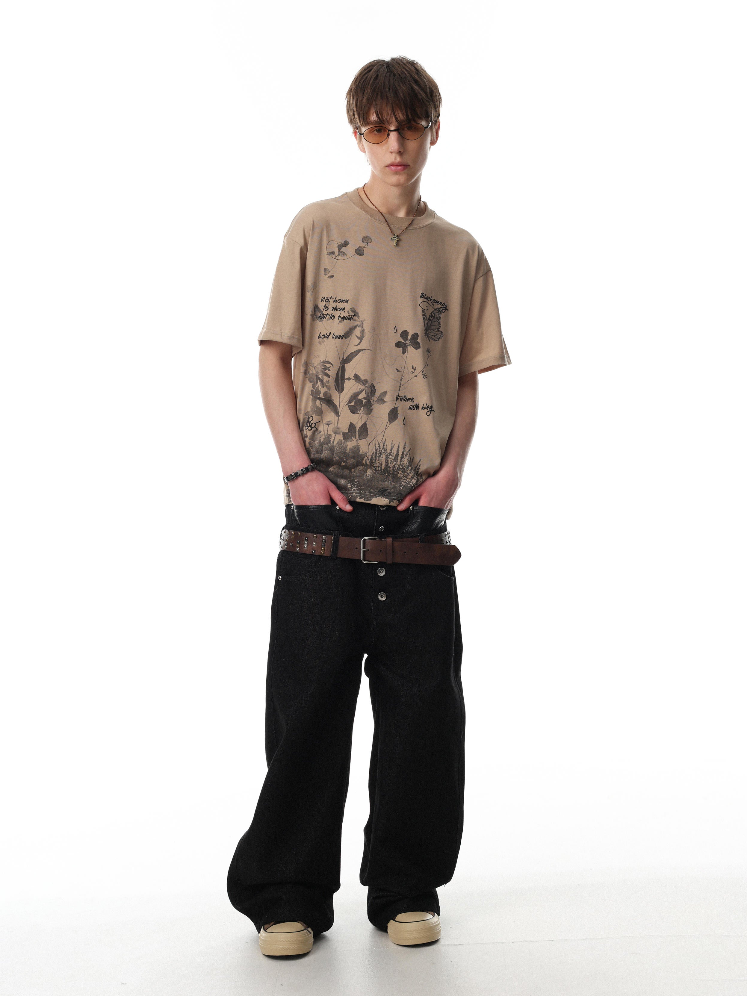 Hollow Bloom Graphic T-Shirt