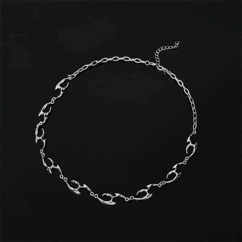 Banshee Link Necklace - h0neybear