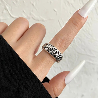 Enchanting Eyelet Ring