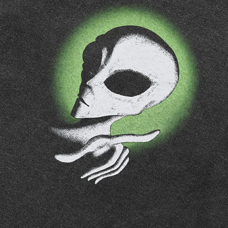 Enigma Alien Graphic T-shirt - h0neybear
