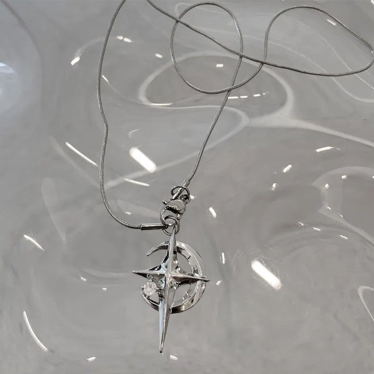 Celestia Star Pendant Necklace